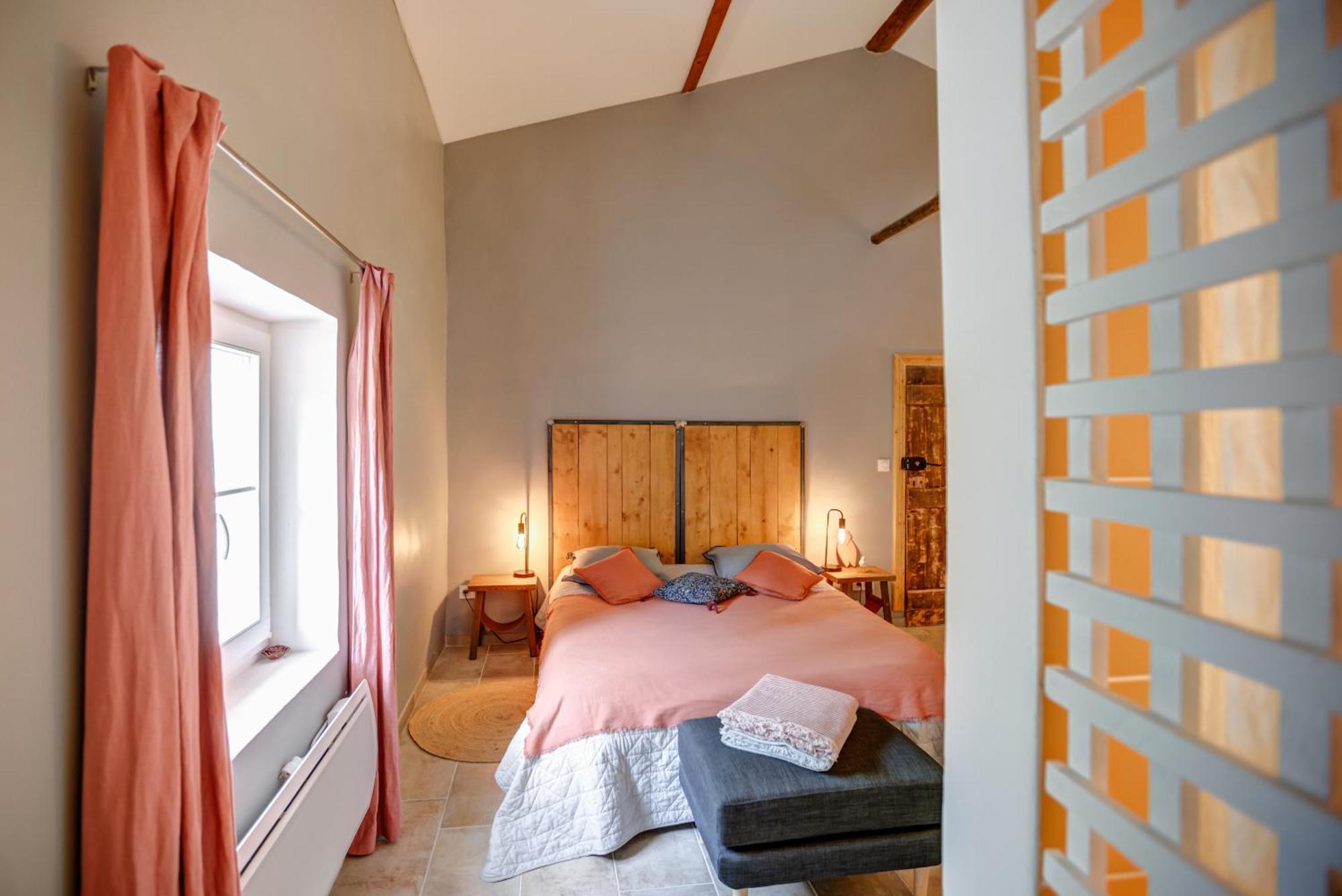 Le Domaine De L'Osage Hotel Pont-Saint-Esprit Room photo